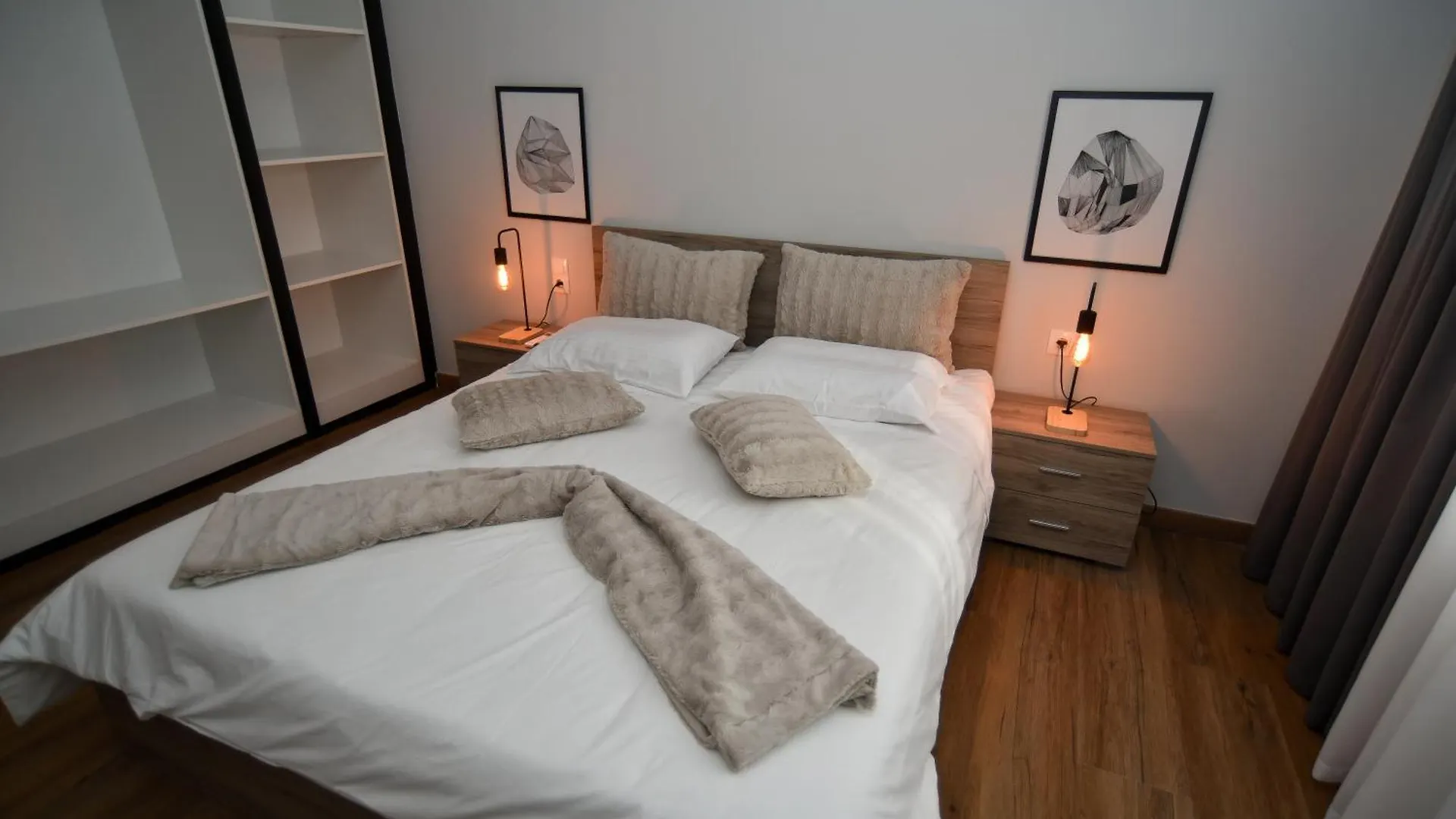 Appartamento Black And White Suites 2 Salonicco Grecia